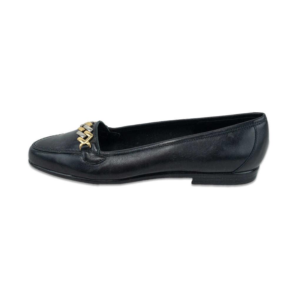 Amalfi by Rangoni Oste Black Calf Leather Loafers with Two-Tone Chain