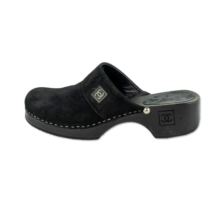 Chanel Vintage 2004 Black Suede Mule Clogs