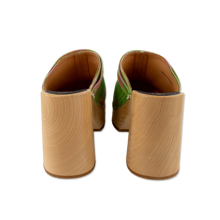 Hasbeens Green Plaid Wooden Clogs