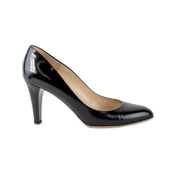 Jimmy Choo Black Patent Leather Round Toe Pumps