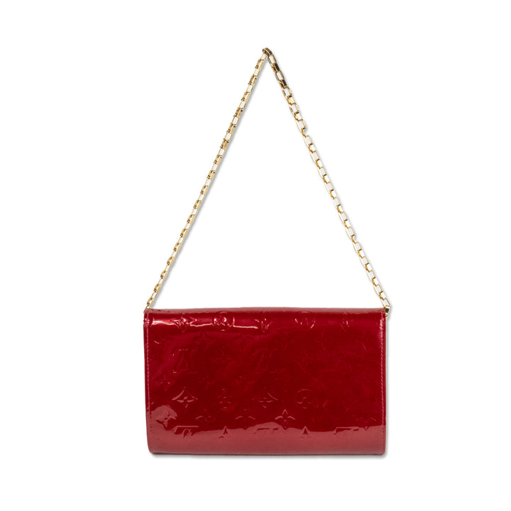 Louis Vuitton Red Ana Vernis Clutch