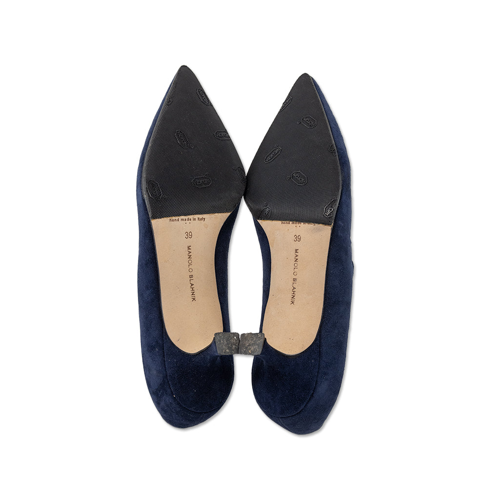 Manolo Blahnik Navy Scalloped Hem Kitten Heels