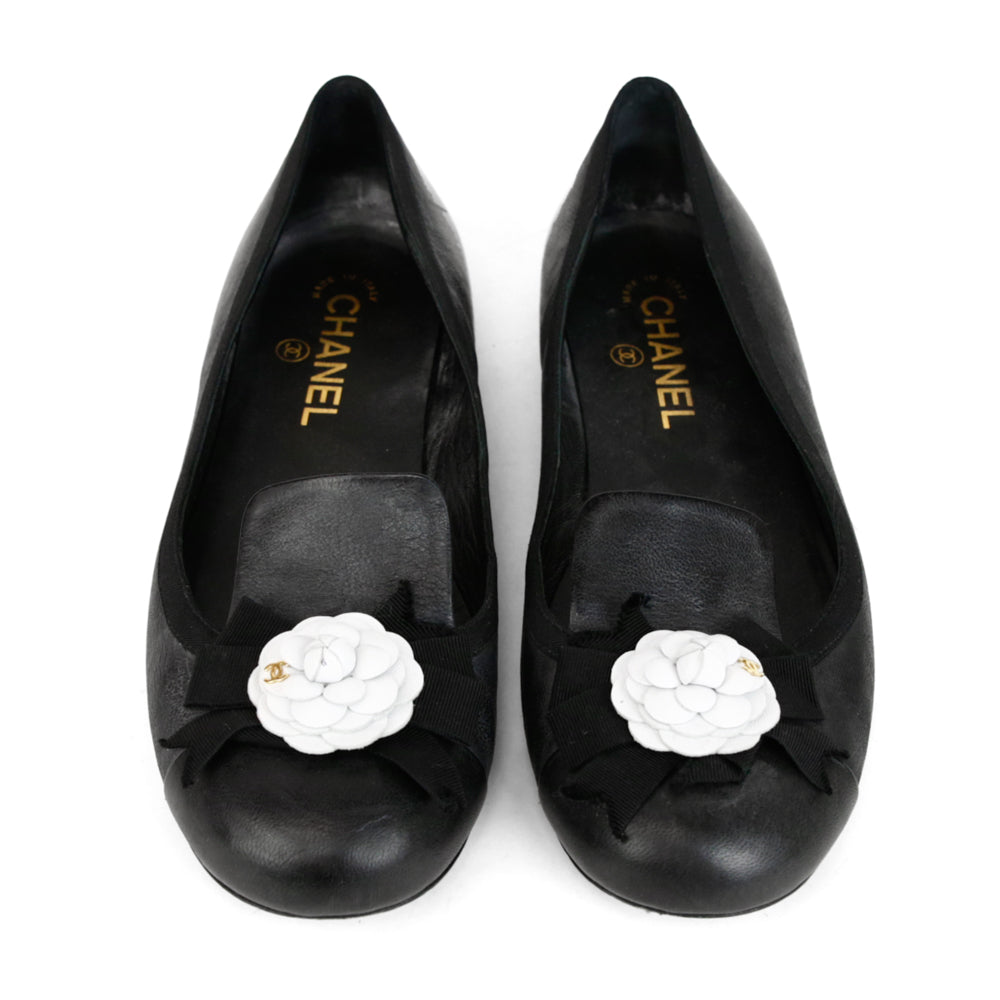 Chanel Black Leather Camellia Ballet Flats