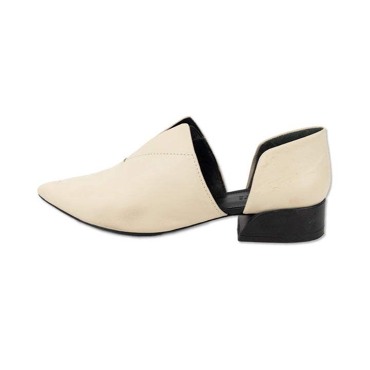 Mercedes Castillo White Leather Pointed Toe Open Side Loafers