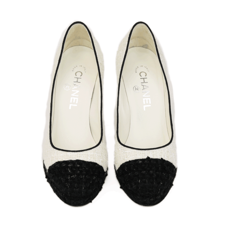 Chanel Ecru & Black Cap Toe Tweed Pumps