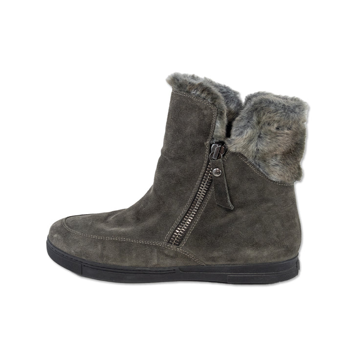 Stuart Weitzman Grey Suede Fur Trim Boots