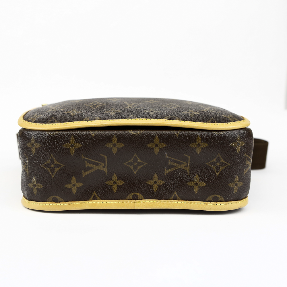 base view of Louis Vuitton Monogram Coated Canvas Bosphore GM Messenger Bag