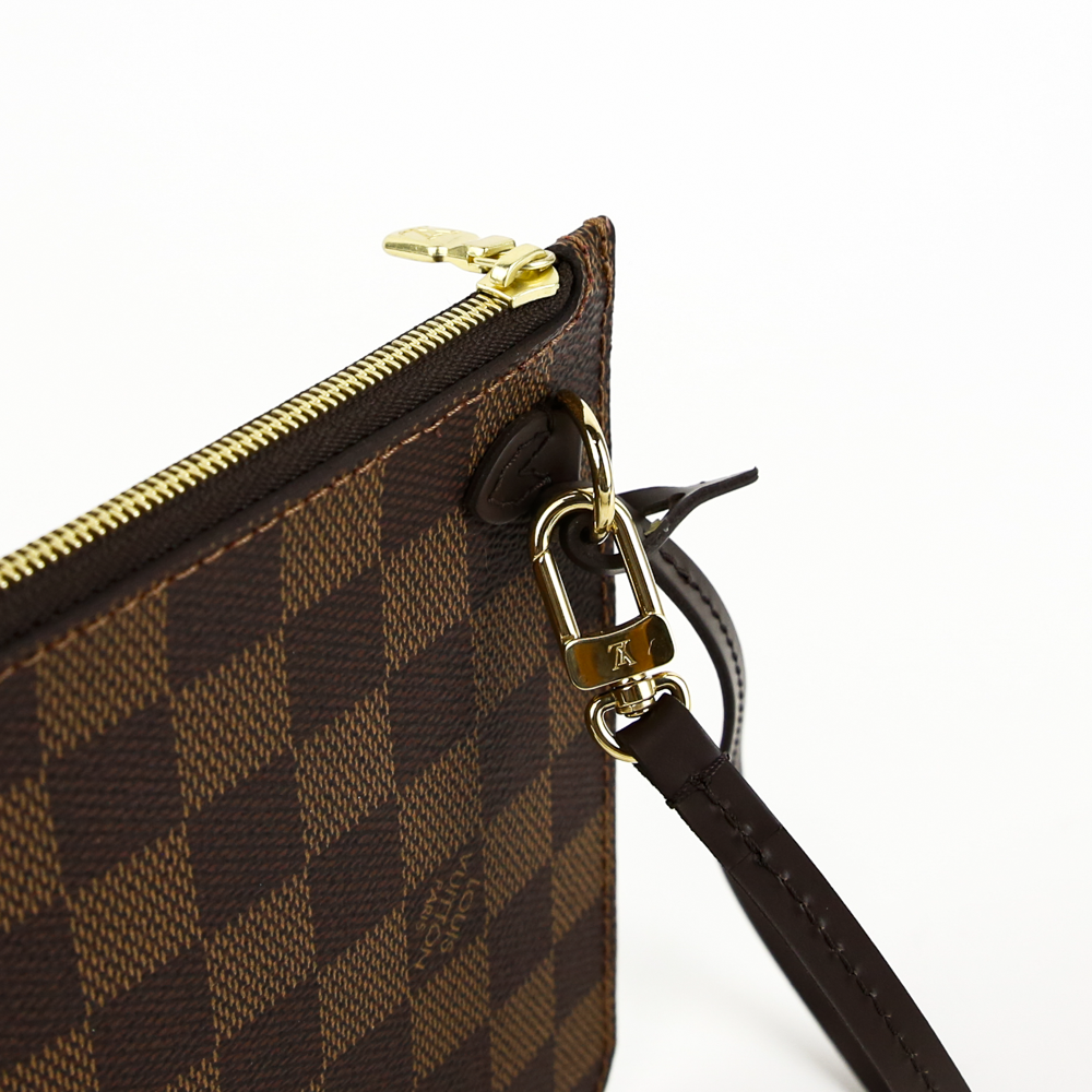 Louis Vuitton Damier Ebene Neverfull MM Pochette