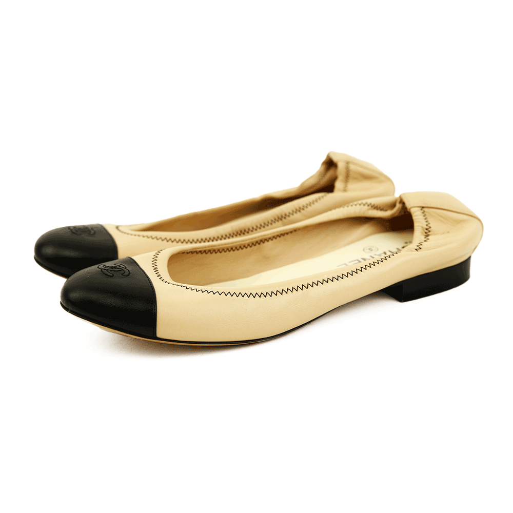 Chanel Beige & Black Leather Vintage Ballet Flats