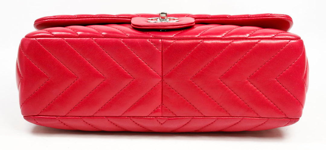 Chanel Magenta Lambskin Chevron Quilted Jumbo Single Flap Bag