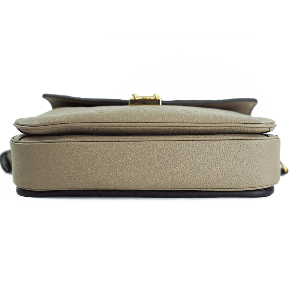 Bottom View of Louis Vuitton Pochette Metis in Turtledove Gray